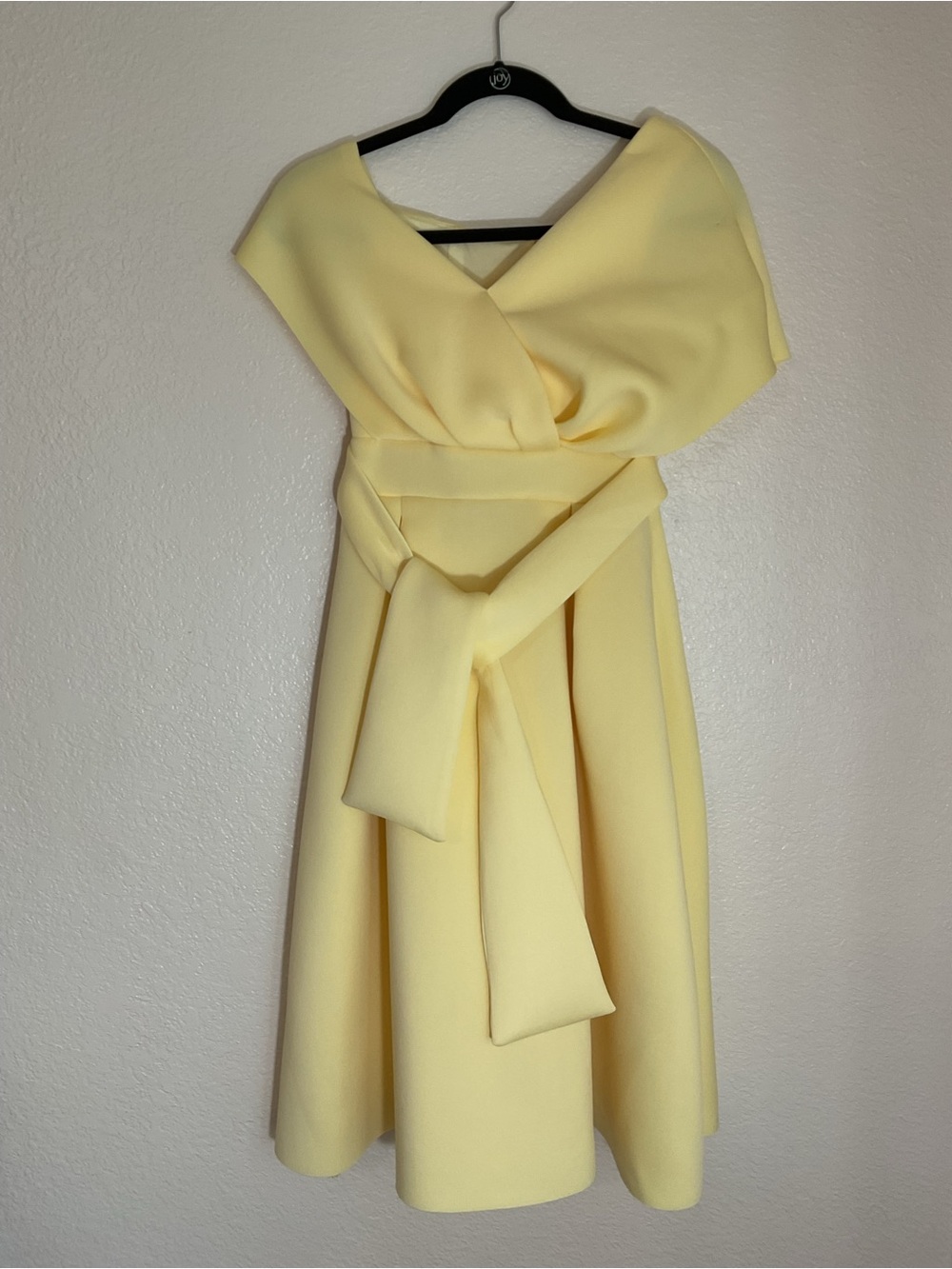 ASOS Pale Yellow Off Shoulder Fit & Flare Dress w/ Tie Belt US 2  ( XS )